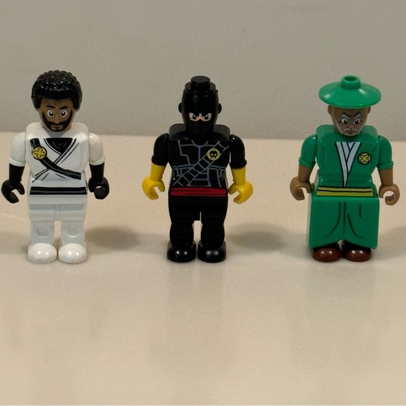 Make-It Blocks Twelve Mini Figs - Picture 2 of 13